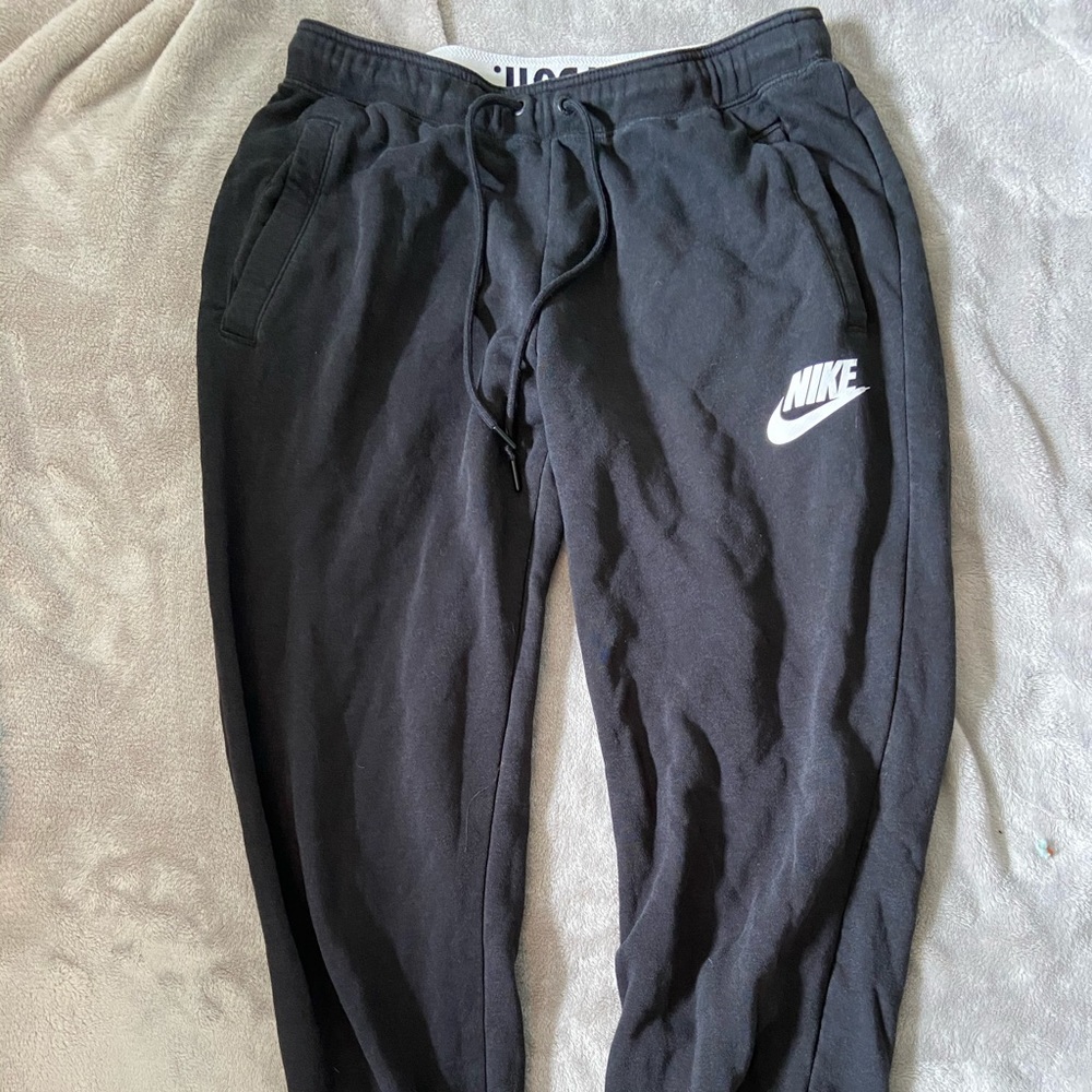 Nike joggers
